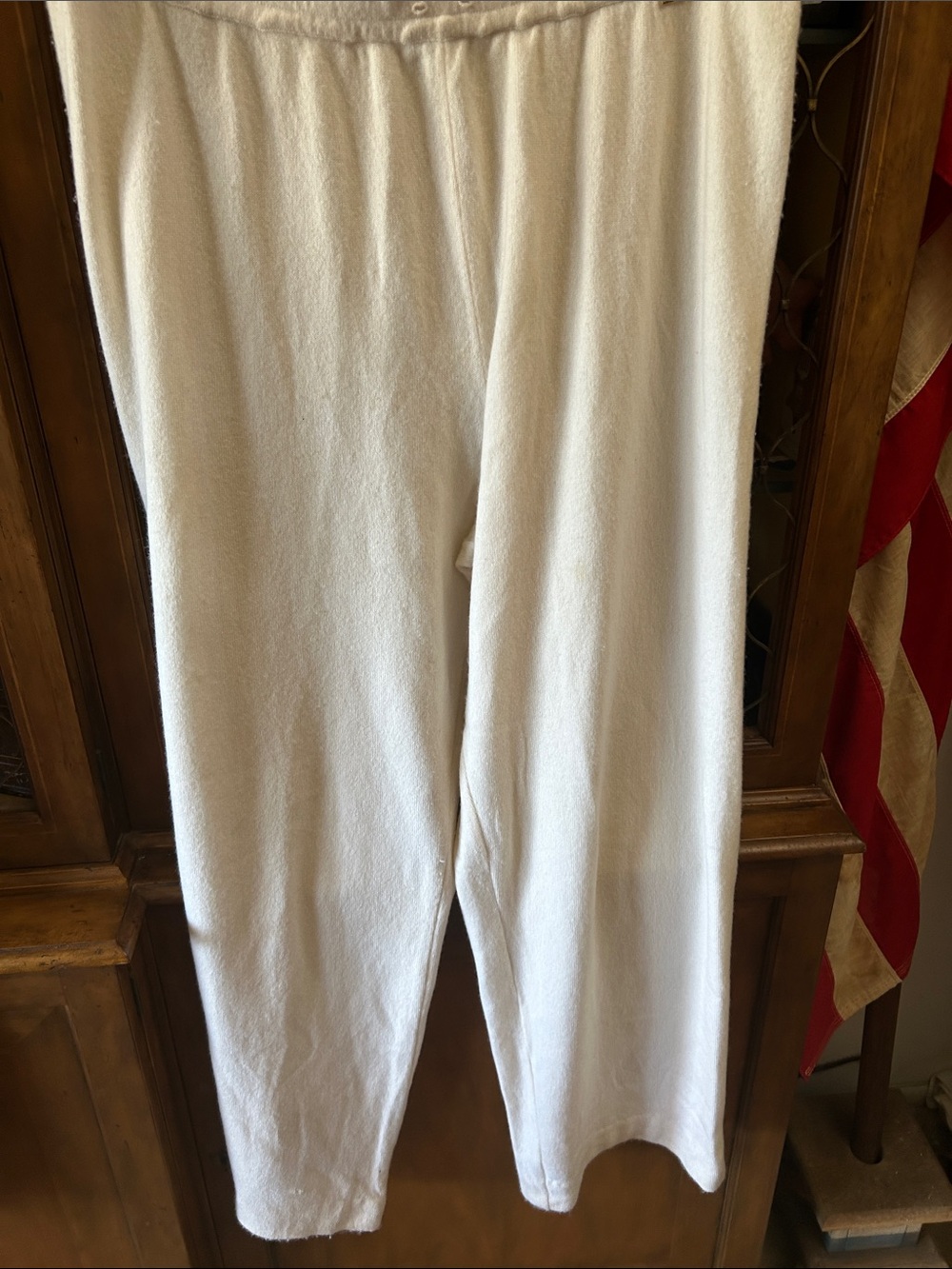 Cozy Cream cashmere Lounge Pants in XL, St John.